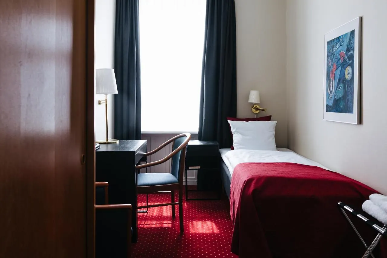 City Hotel Nebo Копенгаген 2*,